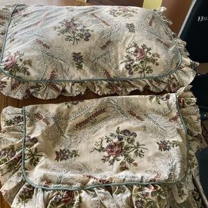 Louis Nichole Floral Pillow Shams